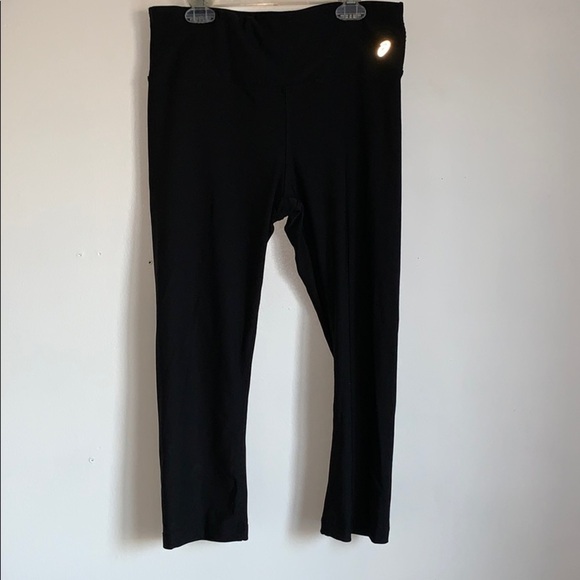 ASICS Black Cropped‎  Leggings - Picture 5 of 6